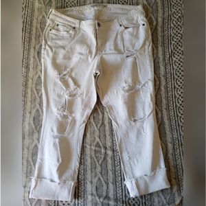 Distressed Boyfriend Jeans